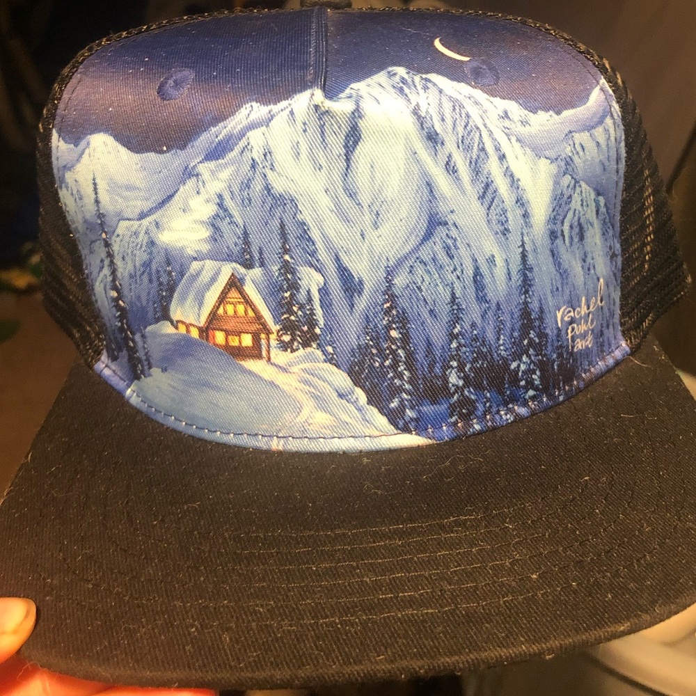 Artistic trucker hat